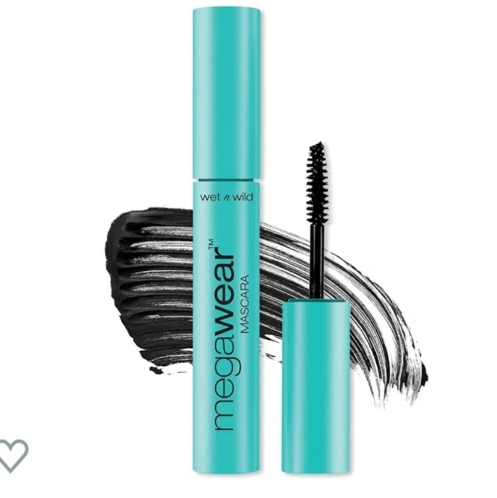 Wet n wild mascara Very Black NWT